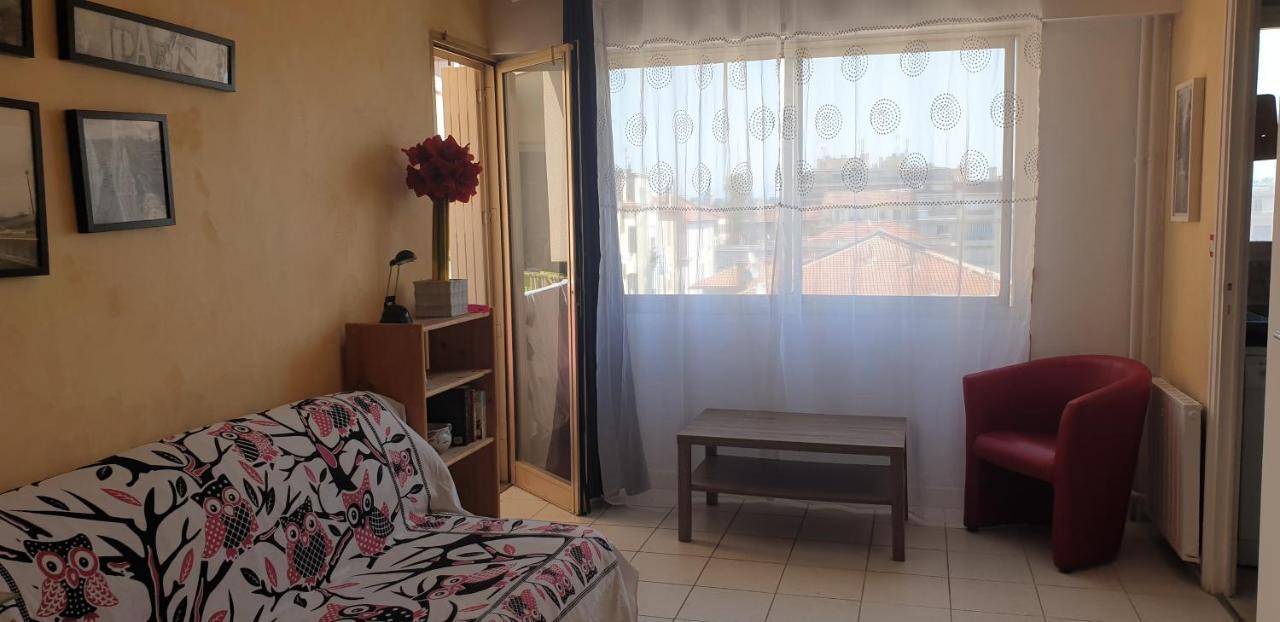 Studios à Golfe juan Exterior foto